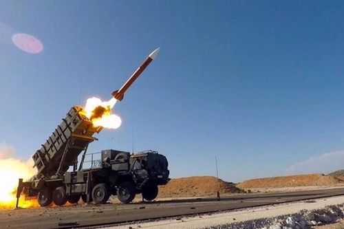 Iran tập trận phòng không quy mô lớn gần nhà máy làm giàu hạt nhân Natanz