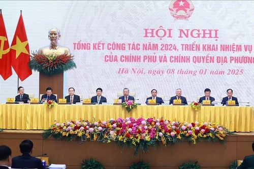 Hội nghị tổng kết công tác năm 2024, triển khai nhiệm vụ năm 2025 của Chính phủ và chính quyền địa phương