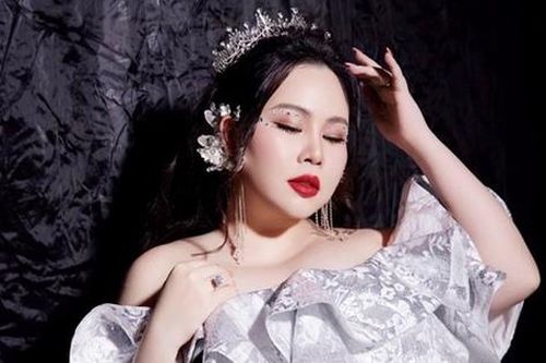 'Nữ diễn viên lùn nhất showbiz Việt' Trương Phương kết hôn lần 2 với chồng Tây cao gần 2m