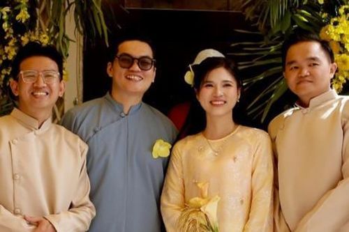 Nam ca sĩ Vbiz bí mật tổ chức lễ ăn hỏi, danh tính gây bất ngờ