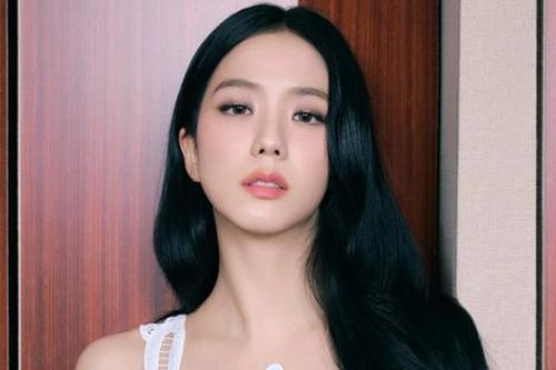 Jisoo BLACKPINK gây tranh cãi