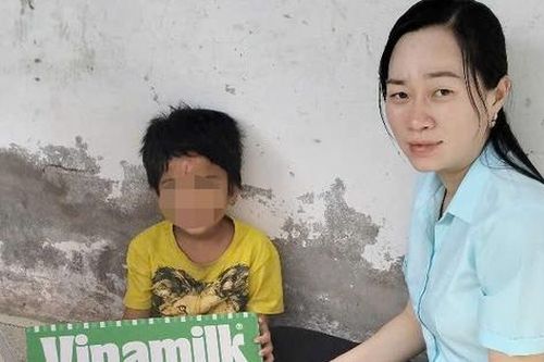 Hội LHPN Kiên Giang hỗ trợ bé gái 6 tuổi nghi bị cha dượng bạo hành