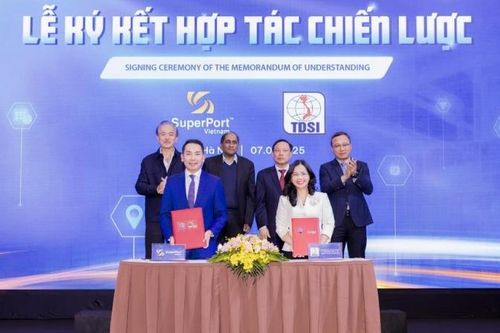 Việt Nam SuperPort cùng nhiều đối tác phát triển kho vận đường sắt