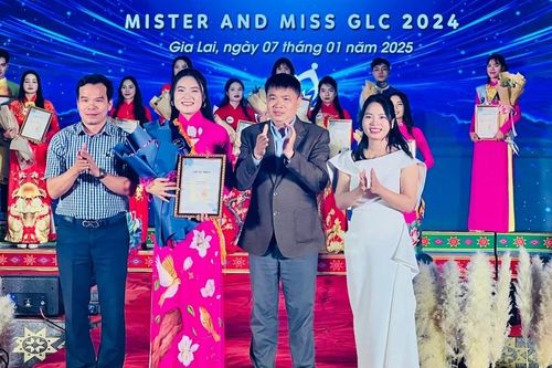 Hồ Thị Mỹ Lệ đăng quang cuộc thi 'Học sinh-sinh viên thanh lịch'