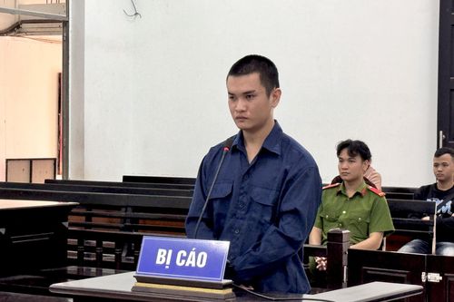 Đâm bạn nhậu, thanh niên lãnh 10 năm tù