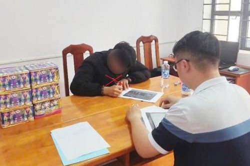 Cha báo công an khi thấy con trai có hành vi chế tạo pháo nổ