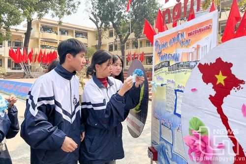 Nhân kỷ niệm 70 năm Ngày thành lập Trường THPT Lê Hồng Phong (15/1/1955 - 15/1/2025): Xây dựng ngôi trường trở thành điểm sáng của ngành Giáo dục