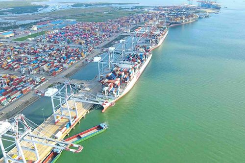 Hàng hải Việt Nam (MVN): Sản lượng tăng mạnh, báo lãi cao nhất lịch sử
