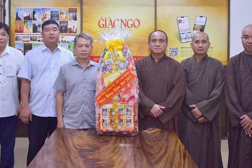 Đoàn Ban Tôn giáo TP.HCM thăm Báo Giác Ngộ bên thềm Xuân Ất Tỵ