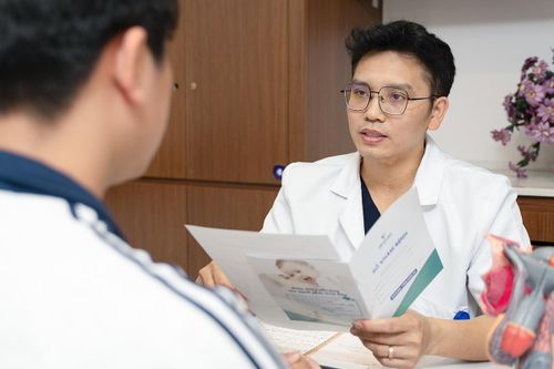 Tết Nguyên đán, thời điểm vàng 'hâm nóng' tình yêu: Bí quyết giúp nam giới tự tin hết 'yếu'