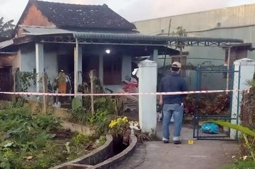 Nghi án chồng dùng xăng phóng hỏa, 2 vợ chồng tử vong