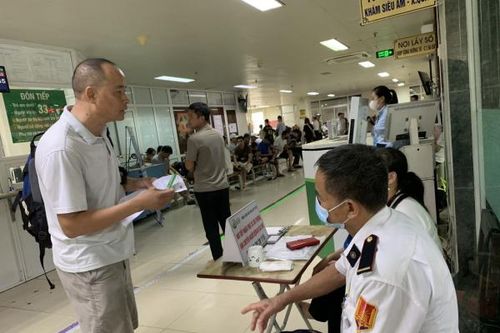 Không để thiếu thuốc trong dịp Tết