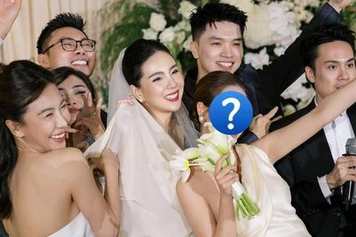 Nữ diễn viên nổi tiếng bắt được hoa cưới của Mai Ngọc, Vbiz sắp có tin vui tiếp theo?
