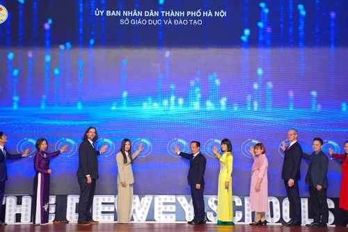 Học sinh Hà Nội bắt đầu 'Tháng tự học ngoại ngữ'