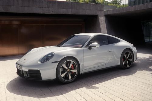 Porsche 911 Carrera S 2025 lược bỏ tùy chọn hộp số sàn