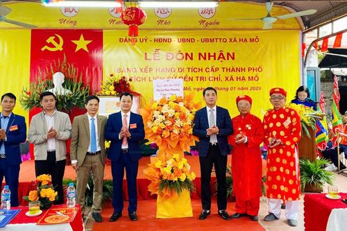 Đan Phượng: đền Tri Chỉ đón Bằng xếp hạng di tích cấp thành phố