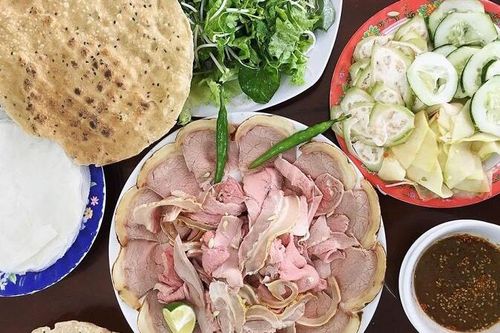 Bê thui Cầu Mống - đặc sản khó quên