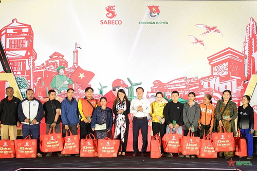 Sẻ chia cùng chương trình '63 gắn kết - 1 Tết sum vầy'