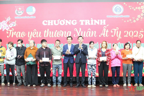 Thành đoàn Đà Nẵng tổ chức Chương trình 'Trao yêu thương - Xuân Ất Tỵ 2025'