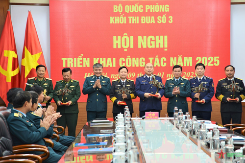 Khối Thi đua số 3 Bộ Quốc phòng triển khai công tác năm 2025