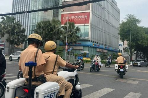 Chung tay xây dựng văn hóa giao thông