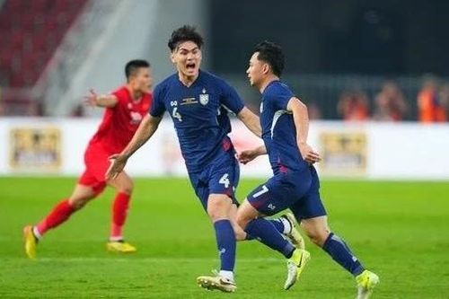 Báo Thái Lan nói điều bất ngờ về giải thưởng của Supachok ở ASEAN Cup