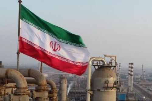 Iran thúc giục Trung Quốc cho phép bán 1,7 tỷ USD dầu mắc kẹt