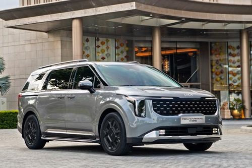 Chính thức ra mắt Kia Carnival Hybrid, giá bán lẻ 1,849 tỷ đồng