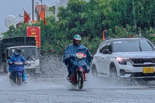 Miền Trung sắp đón mưa dông kéo dài