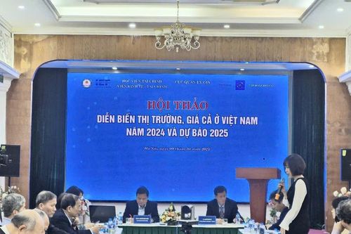 Chuyên gia dự báo giá xăng dầu sẽ duy trì ở mức ổn định trong năm 2025
