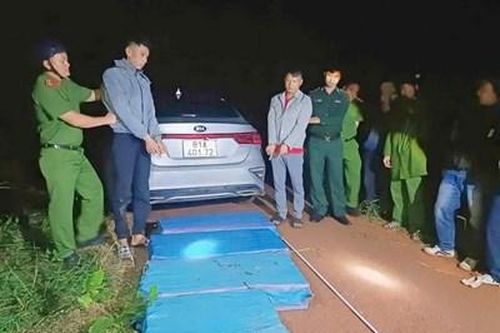 Khởi tố hai đối tượng mua bán trái phép gần 2 tạ pháo nổ ở Gia Lai