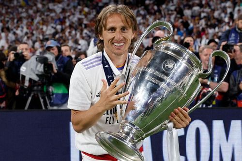 Modric cân nhắc gia hạn hợp đồng với Real Madrid