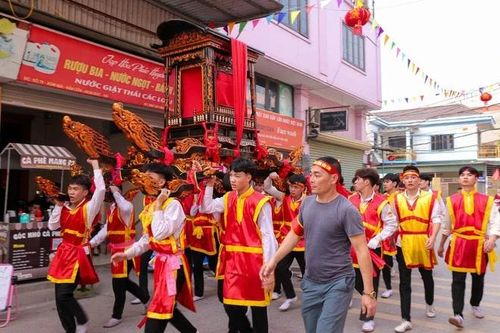 Hà Nội công bố đường dây nóng tiếp nhận thông tin phản ánh về hoạt động lễ hội