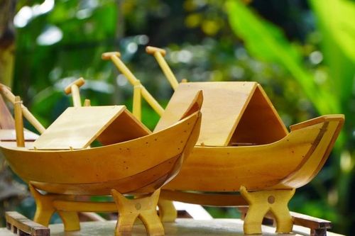 'Giữ lửa' nghề đóng xuồng, ghe trăm tuổi rạch Bà Đài