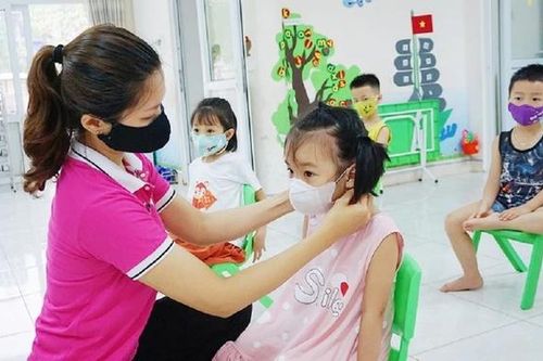 Chất lượng không khí nguy hại, bác sĩ nêu lý do nên cho học sinh nghỉ học
