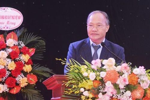 Khởi tố nguyên Thứ trưởng Bộ NN&PTNT Hoàng Văn Thắng