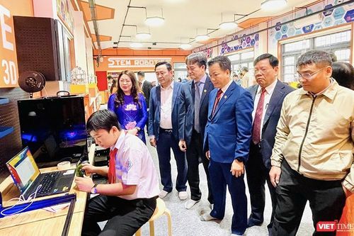 Thư viện số và phòng học STEM hơn 11 tỷ đồng ở Quảng Nam đi vào hoạt động