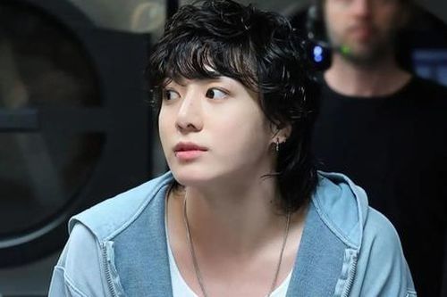 Chuyện gì đang xảy ra với JungKook (BTS)?