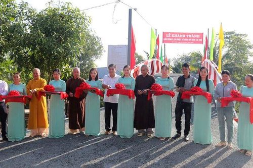 Châu Thành khánh thành cầu Kênh 9