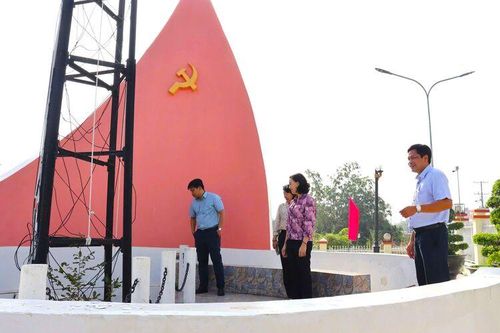 Kiểm tra chuẩn bị kỷ niệm 95 năm thành lập Chi bộ Đảng đầu tiên ở An Giang