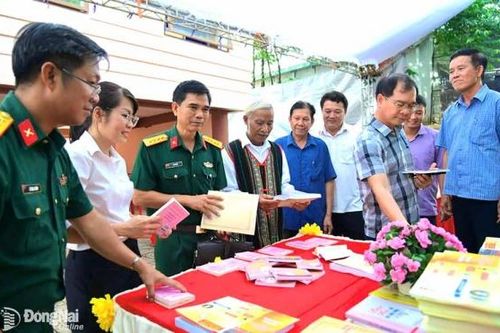 Tiếp tục nâng cao hiệu quả của Tủ sách pháp luật