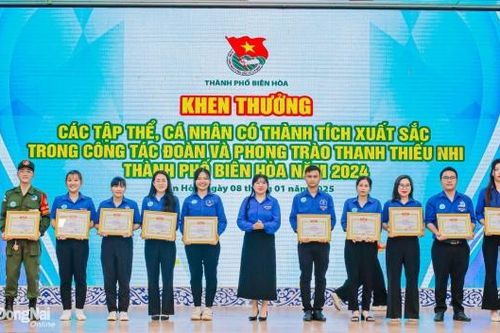 Tuổi trẻ Biên Hòa tự hào, vững tin theo Đảng