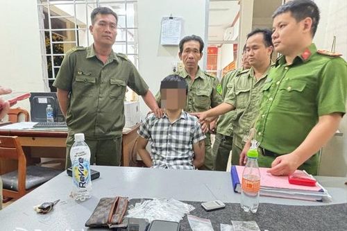 Bắt 2 đối tượng mua bán trái phép chất ma túy tại thành phố Biên Hòa
