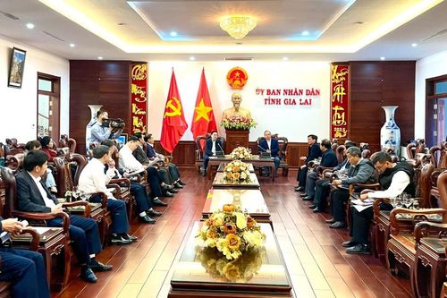 Lãnh đạo Ủy ban nhân dân tỉnh Gia Lai tiếp đoàn công tác tỉnh Vĩnh Phúc
