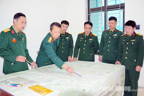 Kiểm tra công tác sẵn sàng chiến đấu tại Ban CHQS huyện Na Hang