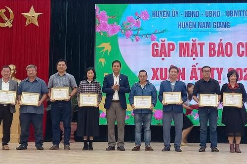Báo CAND góp phần vào sự phát triển của huyện miền núi tại Quảng Nam