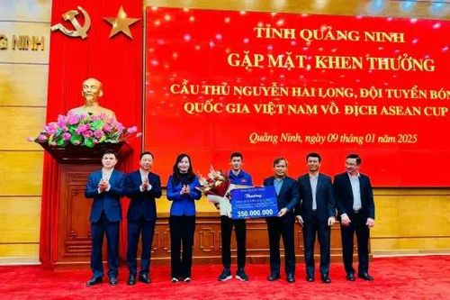 Hai Long được tỉnh Quảng Ninh thưởng lớn gần 500 triệu đồng