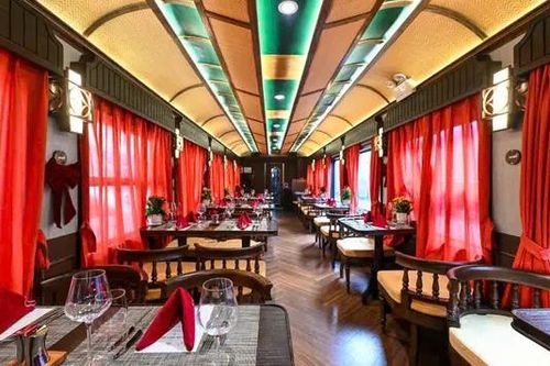 Tàu Sjourney xuyên Việt, giá vé 200 triệu/chuyến có gì?