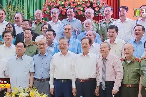 Tổng Bí thư gặp mặt nguyên cán bộ Công an cấp cao