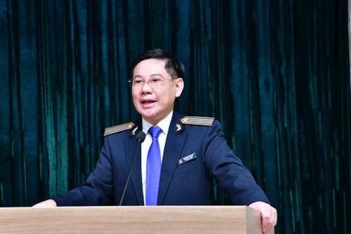Xây dựng phong thái, nâng cao năng lực thuyết trình, phát ngôn, phát biểu trước công chúng cho kiểm toán viên